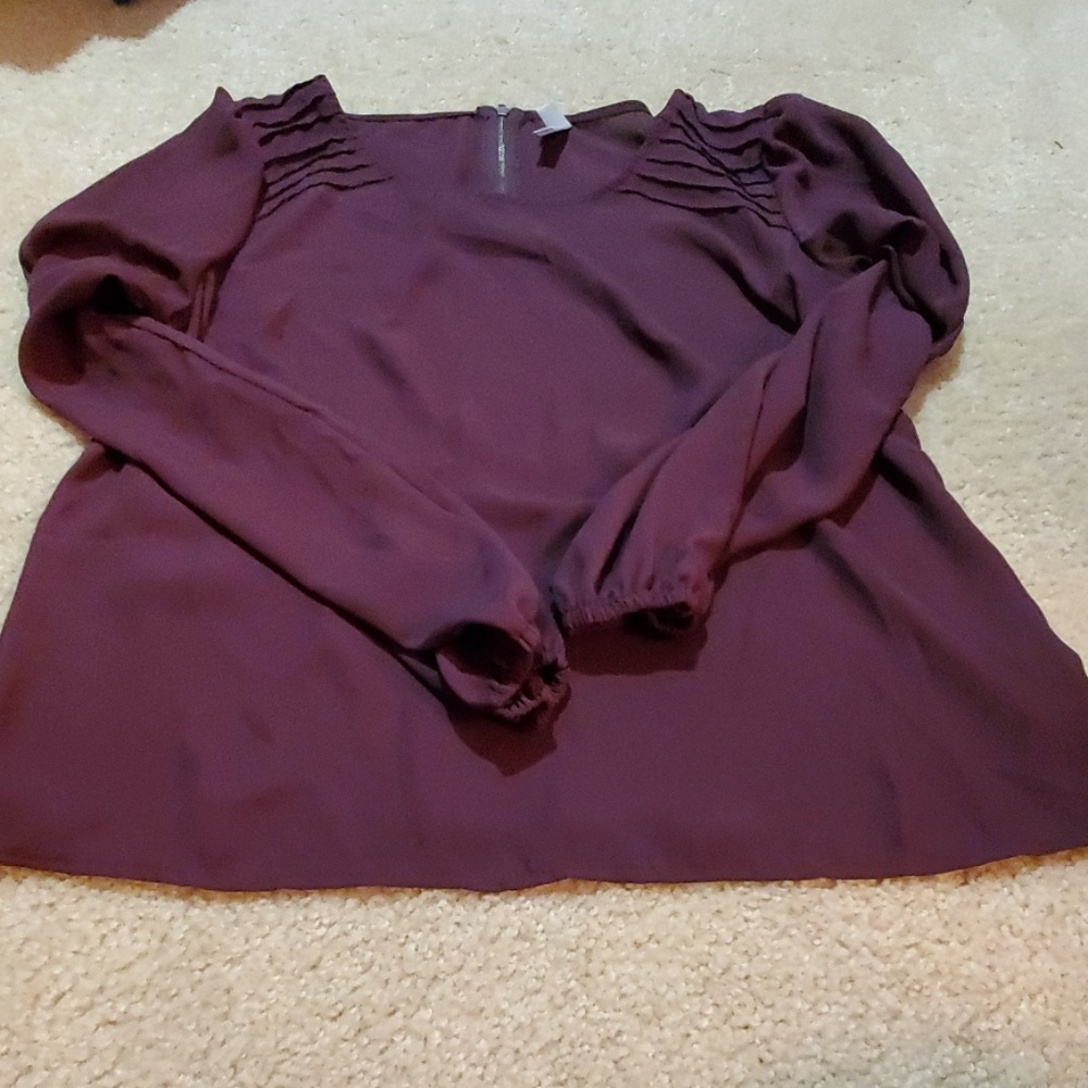 Xhilaration Plum Top